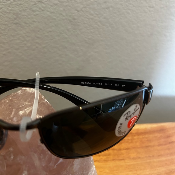 New RayBan sunglasses - Picture 4 of 5